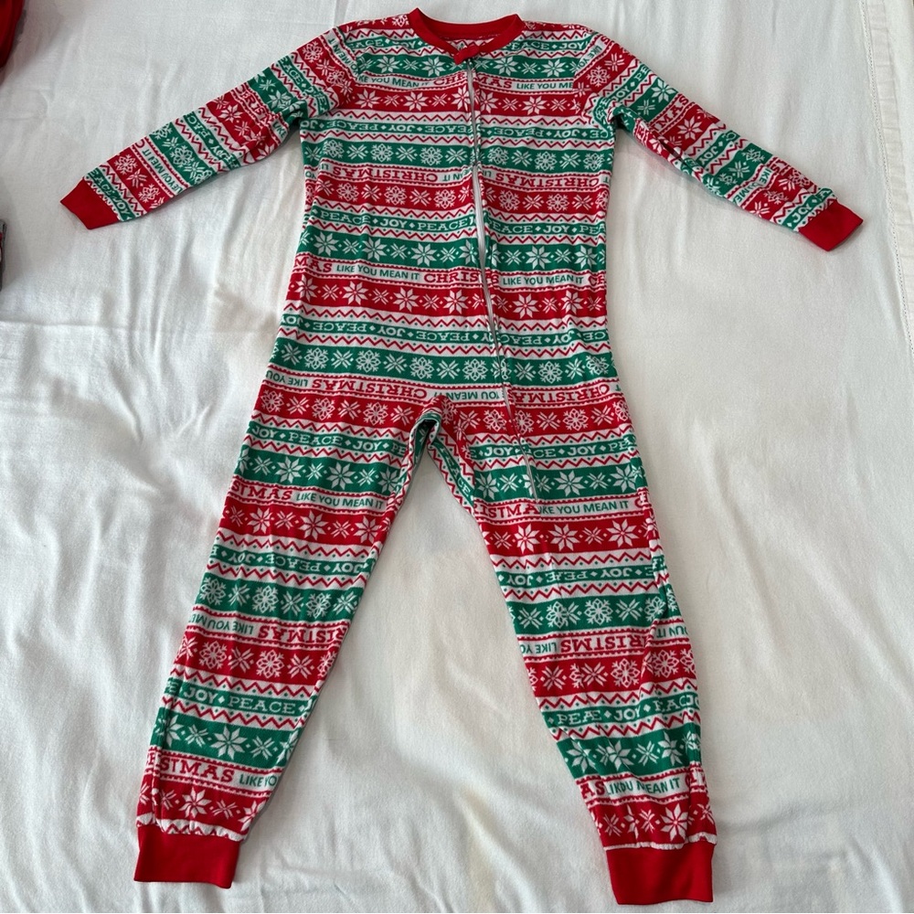 Pajamas Kids Size 7/8 Christmas Holiday Winter Fairisle Red Green One Piece Zip